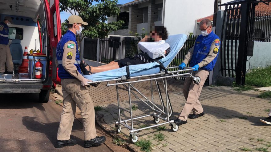 Indo trabalhar, mulher sofre queda e fica ferida no Parque São Paulo