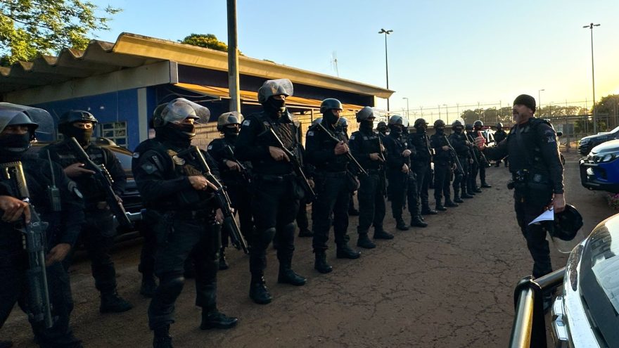 Operação Unidade Controlada: equipes da Polícia Penal realizam ação na PEF II, em Foz do Iguaçu