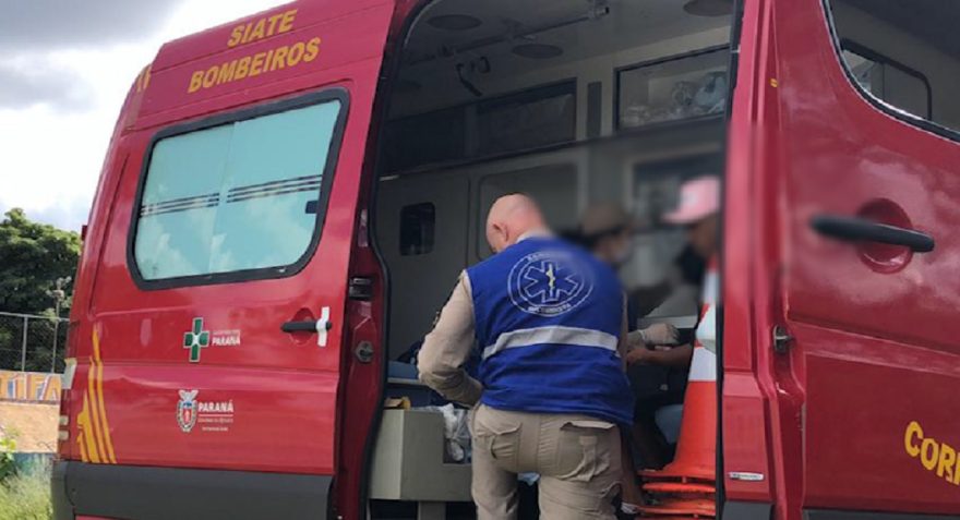 Rapaz é atendido pelo Siate após se lesionar na pista de skate do Ciro Nardi