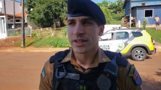 PM é acionada em local de incêndio após objetos suspeitos serem localizados na casa