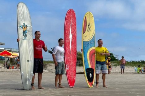 Imagem referente a Festival de Surf Militar em Guaratuba une homenagem, confraternização e esporte