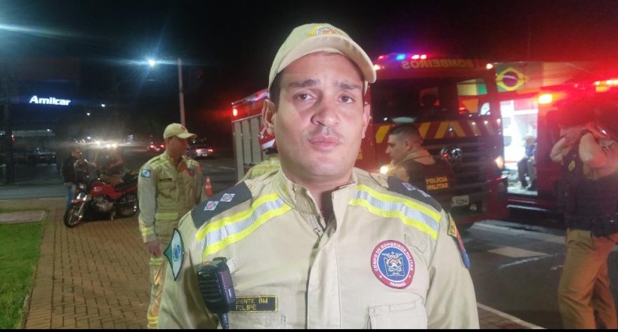 Tenente dos Bombeiros fala sobre acidente envolvendo ambulância do Siate na Avenida Brasil
