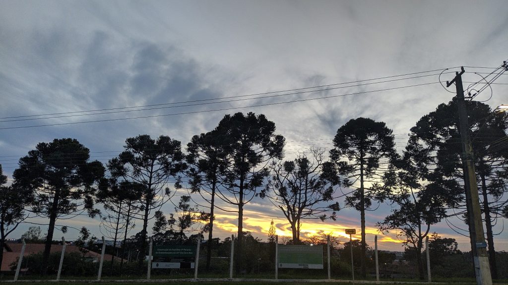 Semana começa com máxima de 29°C e clima instável em Cascavel