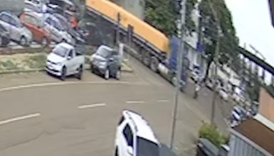 Imagem referente a Impressionante: Vídeo mostra caminhão passando reto em acidente que matou Gabriel de Lima