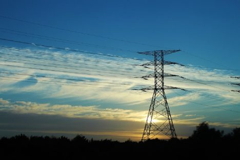 Obras de melhorias realizadas pela Copel, deixam mais de 200 unidades consumidores sem luz Imagem referente a Obras de melhorias realizadas pela Copel, deixam mais de 200 unidades consumidores sem luz