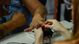 TRE-RJ coleta dados biométricos na Central do Brasil