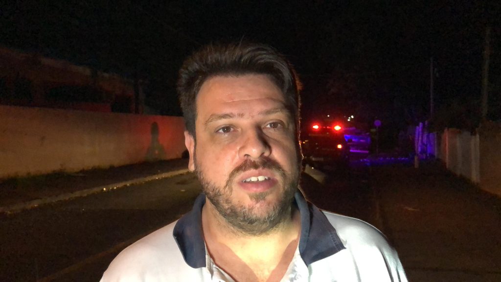 Médico do Siate comenta assassinato: “foi alvejado com tiros na cabeça e no tórax” Médico do Siate comenta assassinato: “foi alvejado com tiros na cabeça e no tórax”