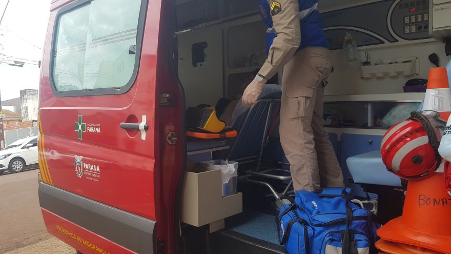 Fazendo reparos no ar condicionado, homem cai e fica ferido