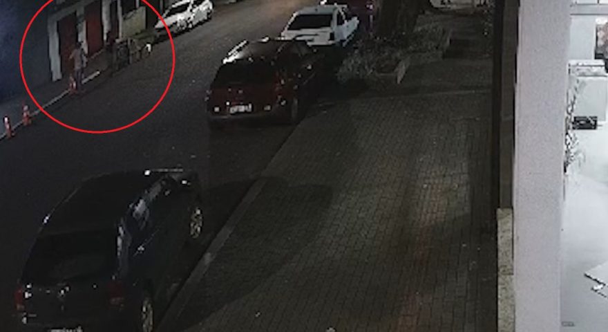 Vigia leva coronhada de condutor após cobrar por estacionamento em empresa particular