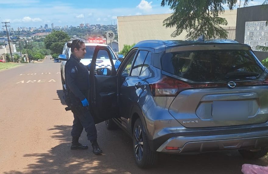 Nissan Kicks tomado em assalto é localizado ainda ligado no Morumbi