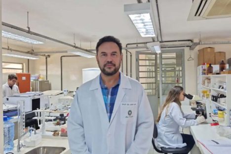 Instituto da UEL completa um ano com 84 cientistas em busca de vacina contra toxoplasmose