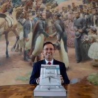 Imagem referente a Historiador lança livro sobre o Palácio Iguaçu, que completa 70 anos em 2024