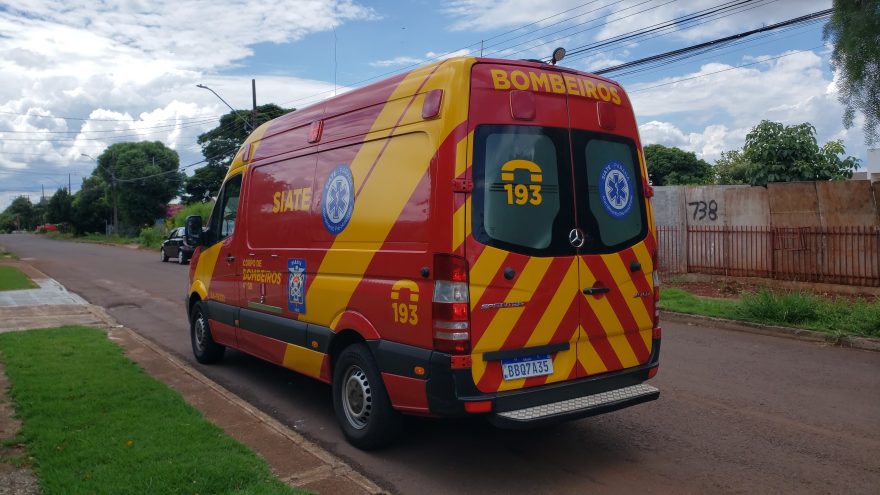 Idosa de 91 anos é socorrida após cair de sofá no Bairro Santa Cruz