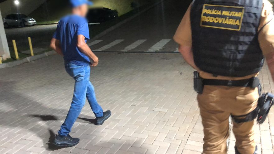 Motorista envolvido em acidente na marginal da PRc-467 é preso pela Polícia Rodoviária