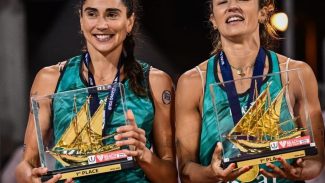 Bárbara e Carol são campeãs da etapa de Doha e se aproximam de Paris