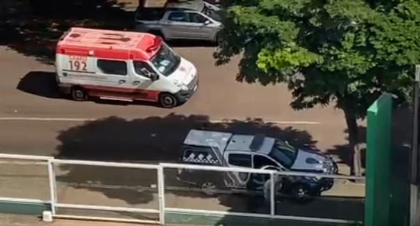 Homem em surto agressivo é socorrido pelo Samu no Centro