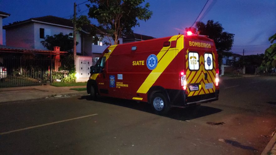 Idoso sofre corte no crânio em queda no Riviera
