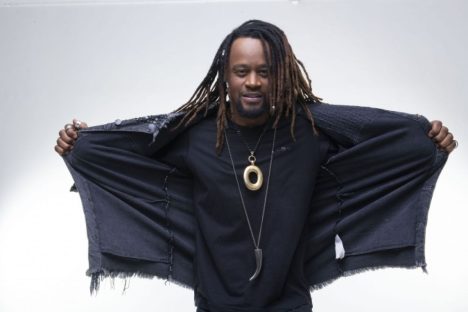 Toni Garrido vai misturar black music com eletrônico em show no Teatro Guaíra