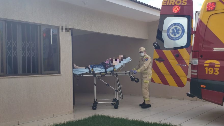 Idosa é socorrida após sofrer queda dentro de casa no Pioneiros Catarinenses