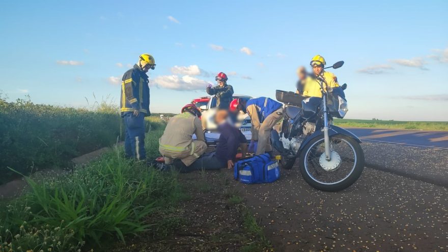 Homem sofre suspeita de fratura no joelho em acidente de trânsito na rodovia BR-163