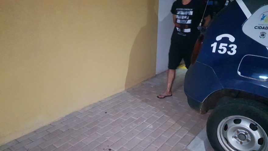 Homem é detido em posse de crack na Rodoviária de Cascavel