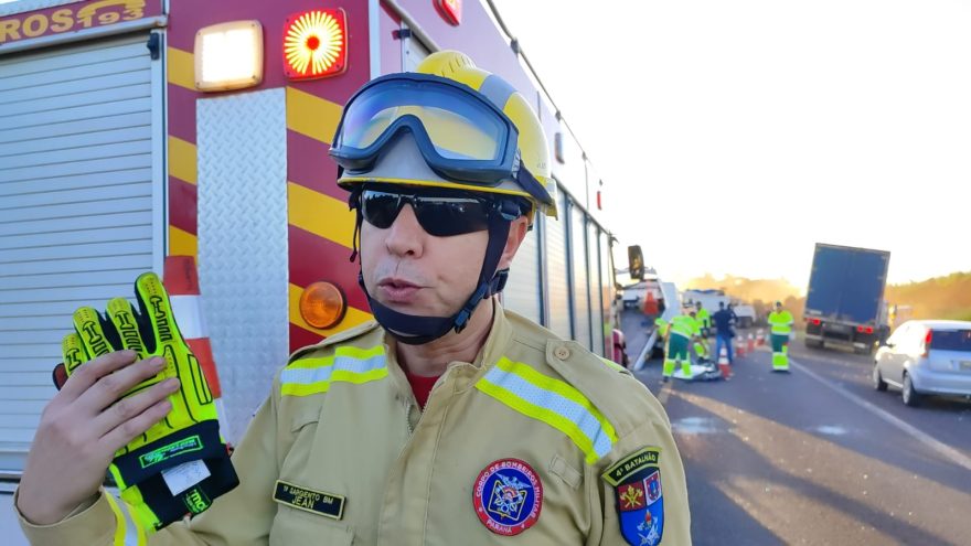 “A gente teve bastante dificuldade em retirar o rapaz das ferragens” diz Sargento sobre acidente na BR-277