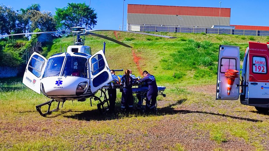 Com apoio do aeromédico, homem é encaminhado em estado grave para Cascavel após acidente em Ubiratã