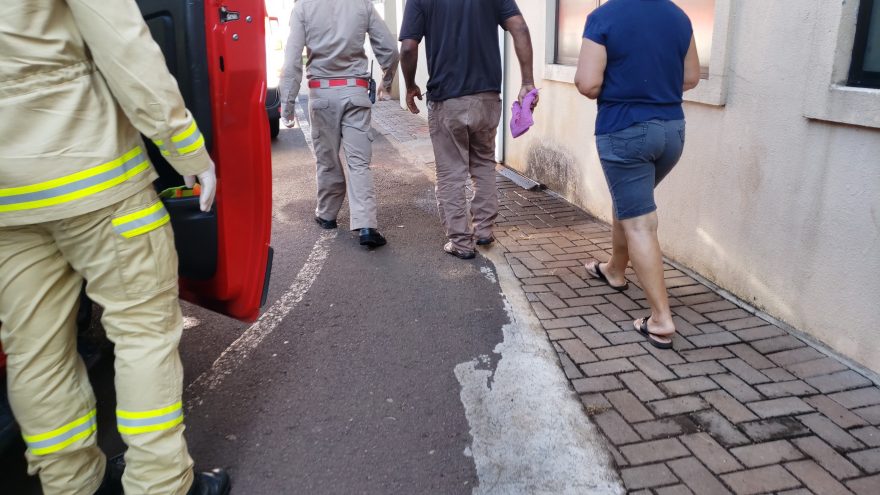 Colisão entre duas motos no bairro Floresta deixa homem ferido