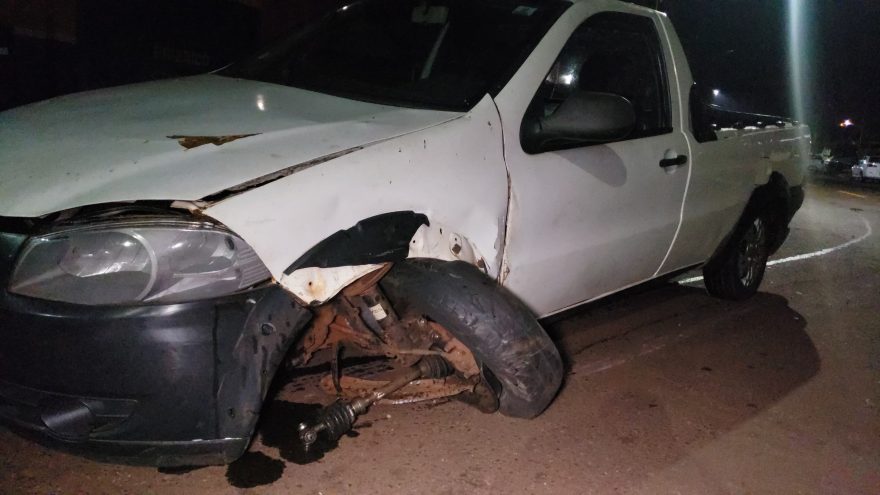 Fiat Strada perde a roda em acidente no Interlagos