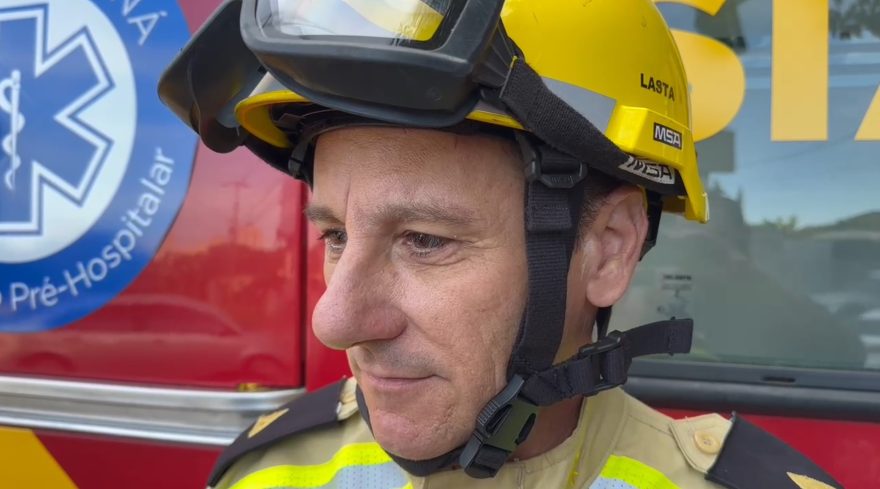 Corpo de Bombeiros dá detalhes sobre resgate de taxista encarcerado