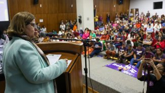 Programa quer incluir mulheres no mercado de trabalho de TI e ciência