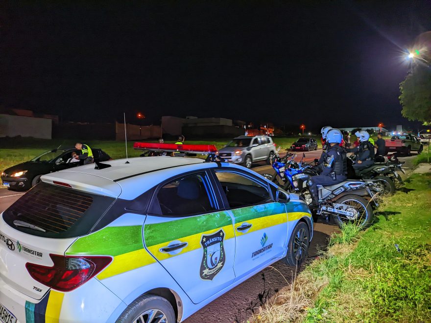 Blitz na Avenida das Pombas: ação conjunta mira motoristas infratores