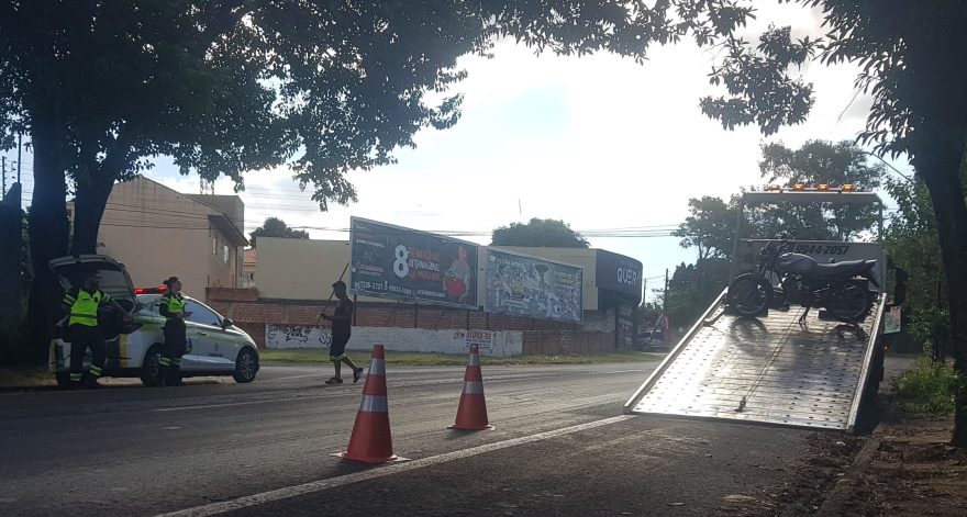 Recém habilitado tem motocicleta apreendida por débitos