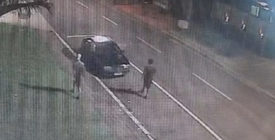 Câmera flagra furto de Kadett no Pacaembu
