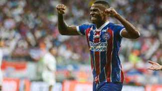 Copa do Nordeste: Bahia e Ceará vencem em noite de clássicos