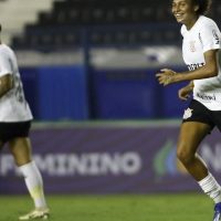 Brasileiro feminino: Corinthians goleia América para assumir liderança