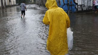 Norte e Noroeste do Rio podem ter até 200mm de chuvas até domingo