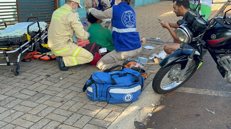 Motociclista fica ferido após colisão com Fiat Strada no Interlagos