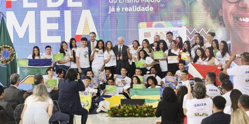 Imagem referente a Brasil tem eterna dívida com a educação, diz Lula