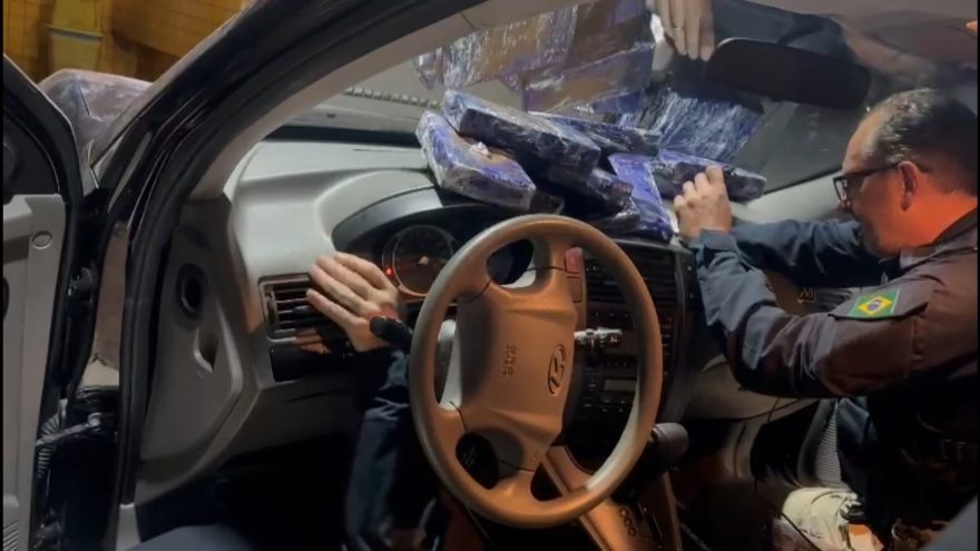 Polícia Rodoviária Federal apreende cocaína em Cascavel