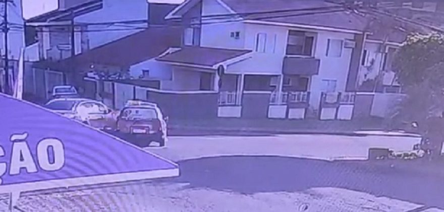 Câmeras flagram acidente entre C4 e Ipanema