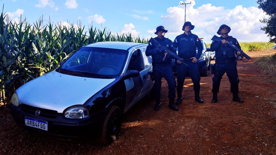 Corsa com alerta de furto é recuperado pela Força Rural da GM