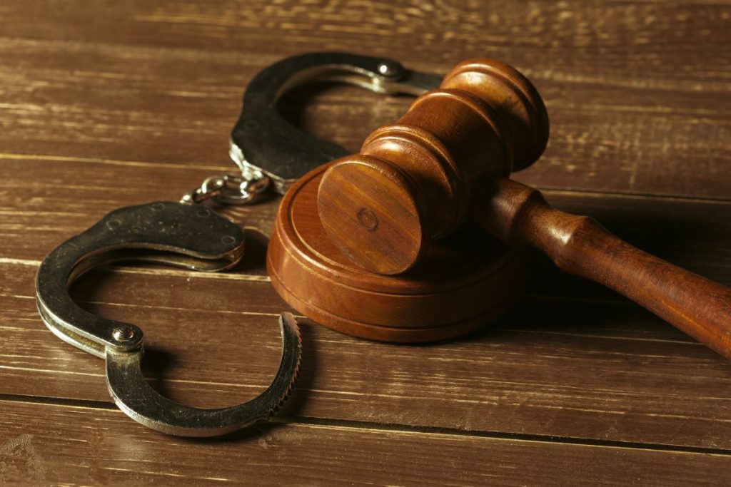 Condenado homem que matou mãe e filha ao dirigir embriagado no Paraná Condenado homem que matou mãe e filha ao dirigir embriagado no Paraná