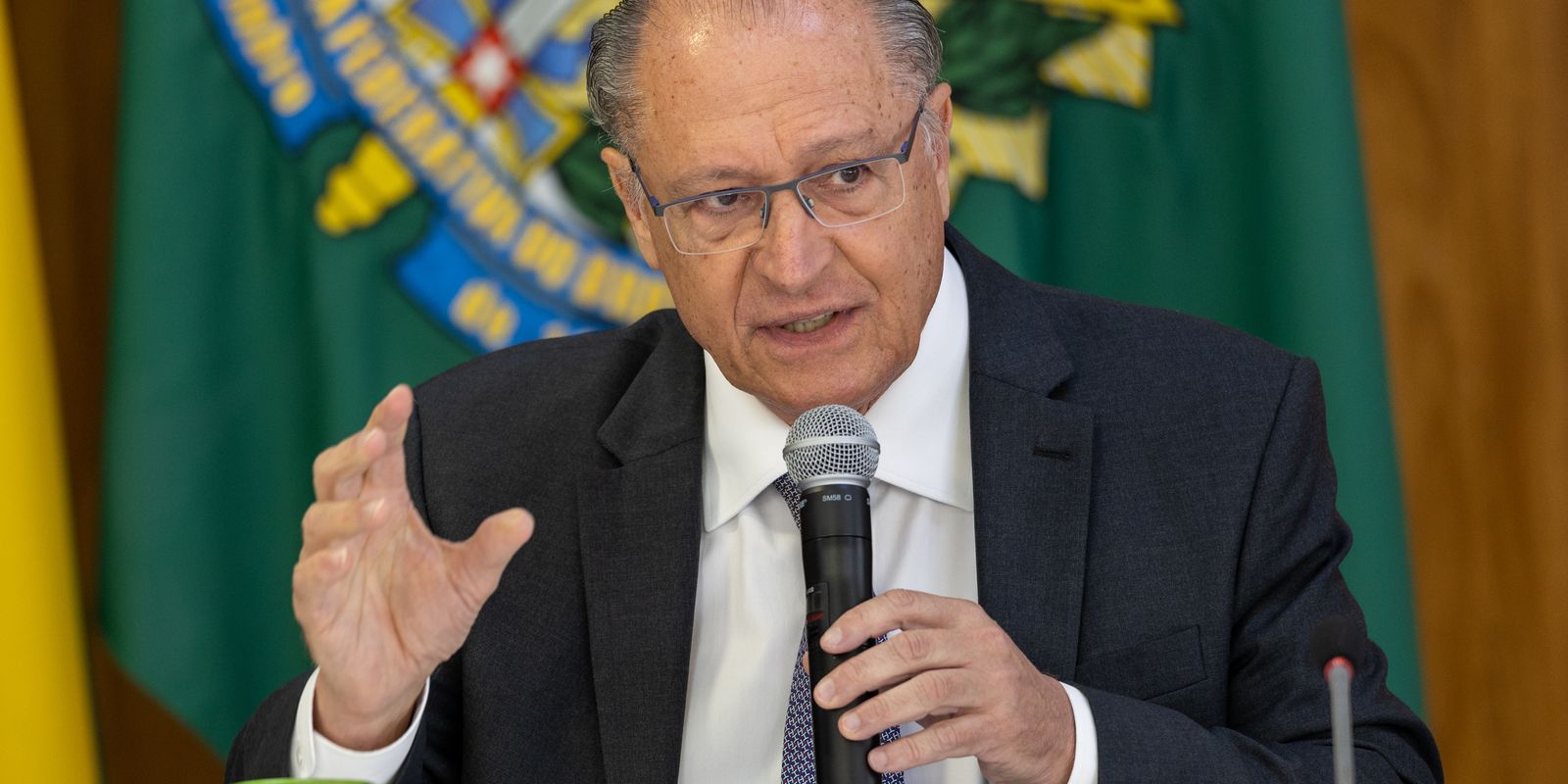Vice-presidente Geraldo Alckmin passa mal e é internado às pressas no hospital Sírio-Libanês