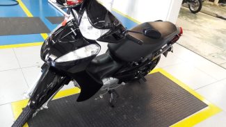 Motocicleta Honda Biz de placa AYG-9079 foi furtada no Centro