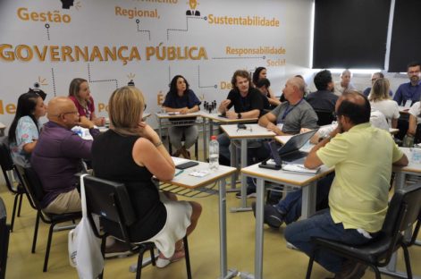 Comunidade científica debate diretrizes para a Ciência, Tecnologia e Inovação do Paraná Imagem referente a Comunidade científica debate diretrizes para a Ciência, Tecnologia e Inovação do Paraná