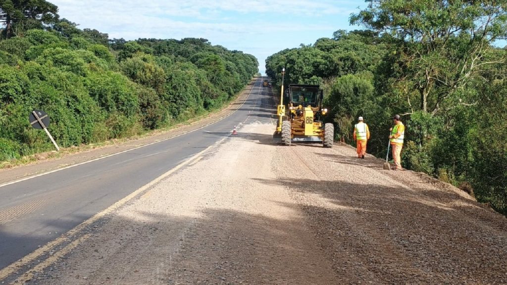 Iniciadas obras na PRC-280 entre Clevelândia e Palmas; trecho está no siga e pare
