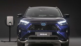 Revolution na Toyota! Chegou o poderoso RAV4 Plug-in que promete chacoalhar o mercado