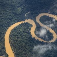 Forças Armadas combatem garimpo na Terra Indígena Yanomami Imagem referente a Forças Armadas combatem garimpo na Terra Indígena Yanomami