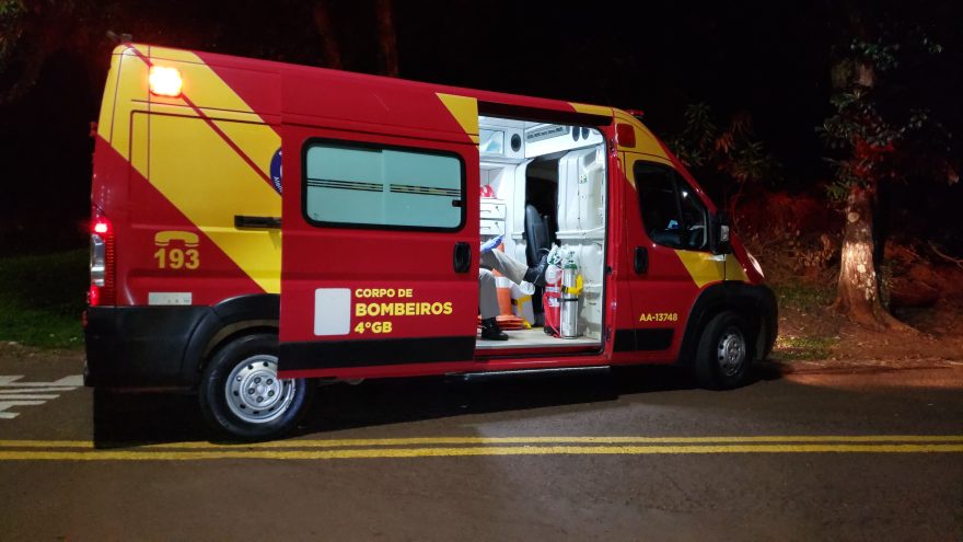 Homem é encontrado caído no chão e populares acionam Siate
